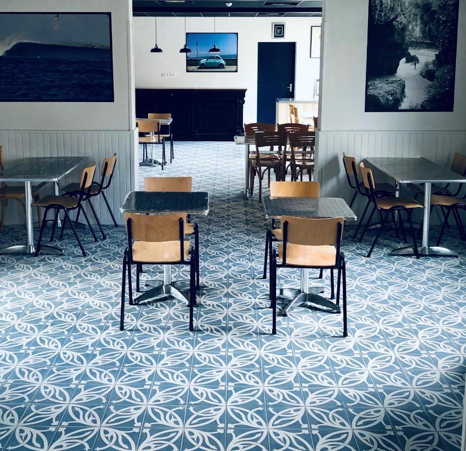 Les Baigneurs Hotel Сен-Жил-Кроа-дьо-Ви Екстериор снимка