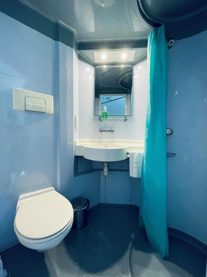 Les Baigneurs Hotel Сен-Жил-Кроа-дьо-Ви Екстериор снимка